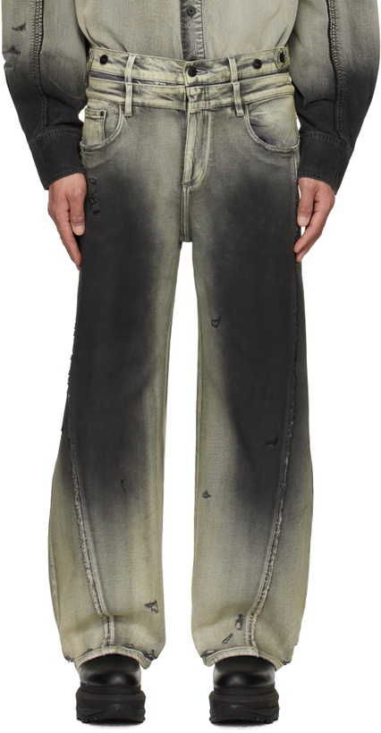 Photo: Feng Chen Wang Black & Gray Gradient Deconstruction Washed Jeans