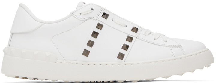 Photo: Valentino Garavani White Rockstud Untitled Sneakers