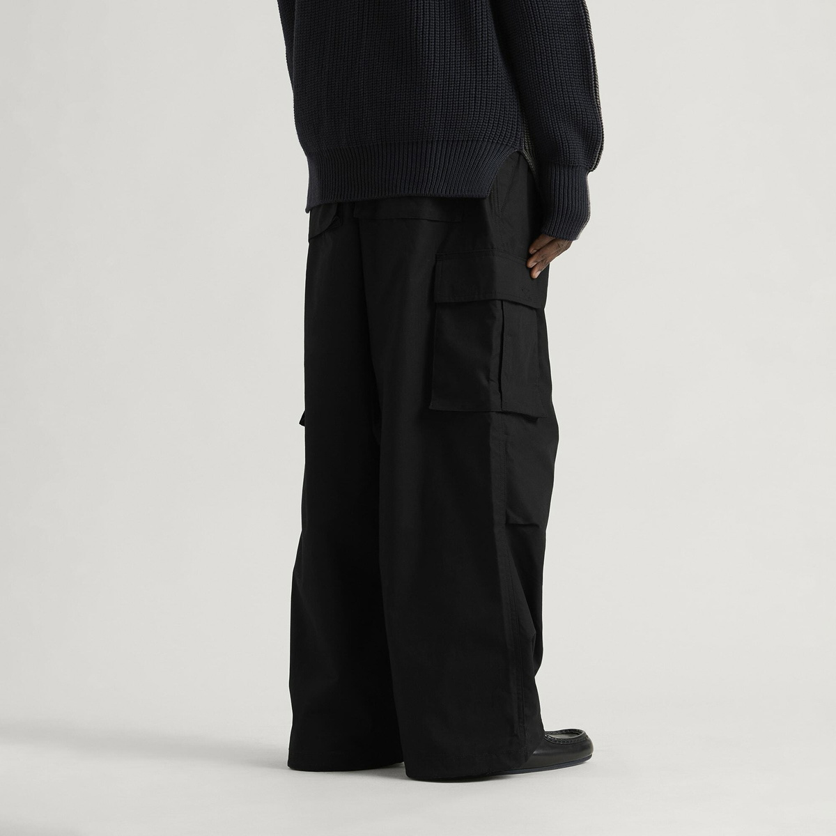 Comme des Garçons Homme Men's Cotton Ripstop Cargo Trousers in Black