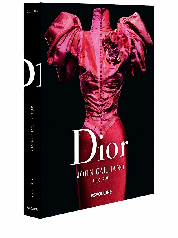 Photo: ASSOULINE - Dior By John Galliano