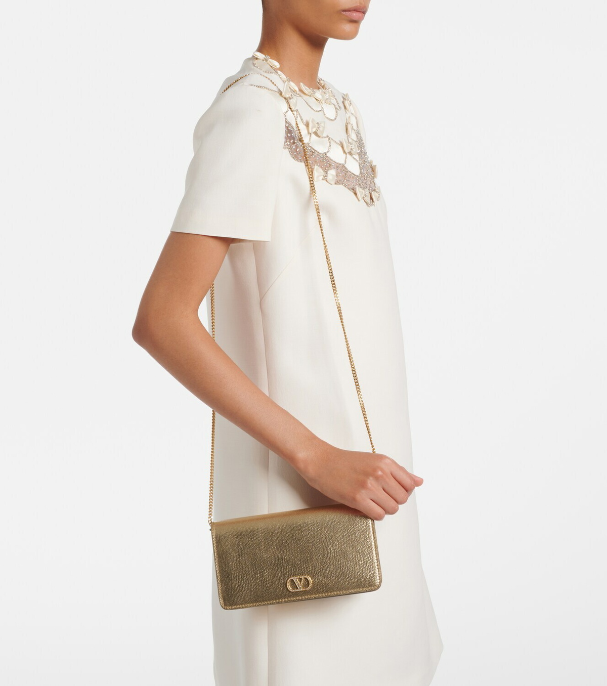 Valentino Garavani VLogo Mini metallic leather clutch
