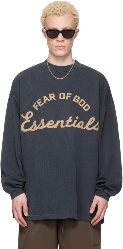 Photo: Fear of God ESSENTIALS Gray Training 90s Long Sleeve T-shirt