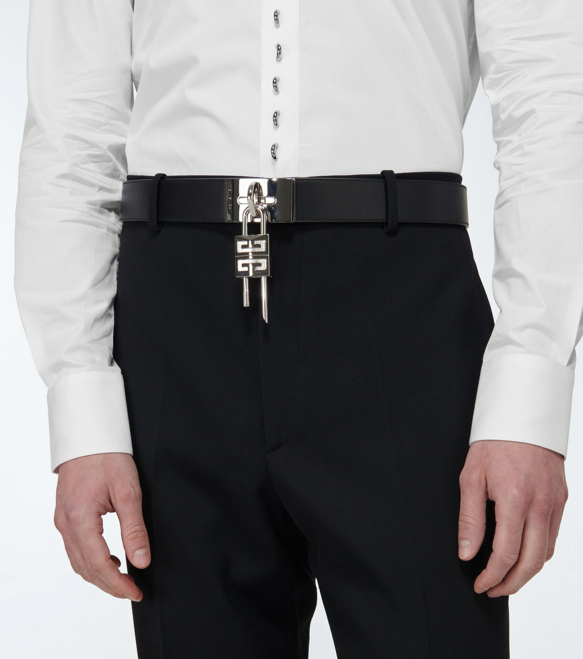 Givenchy - Leather belt with padlock Givenchy