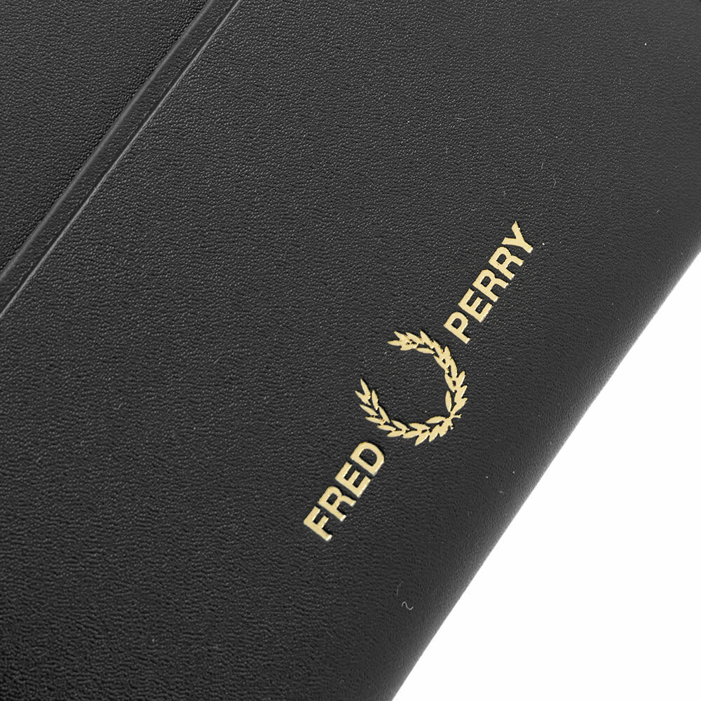Fred Perry Men's Burnished Leather Cardholder in Black