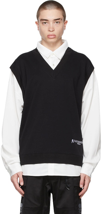 Photo: mastermind WORLD White & Black Boxy Collar Sweatshirt