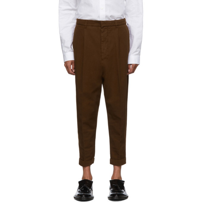 Photo: AMI Alexandre Mattiussi Brown Oversized Carrot Fit Trousers