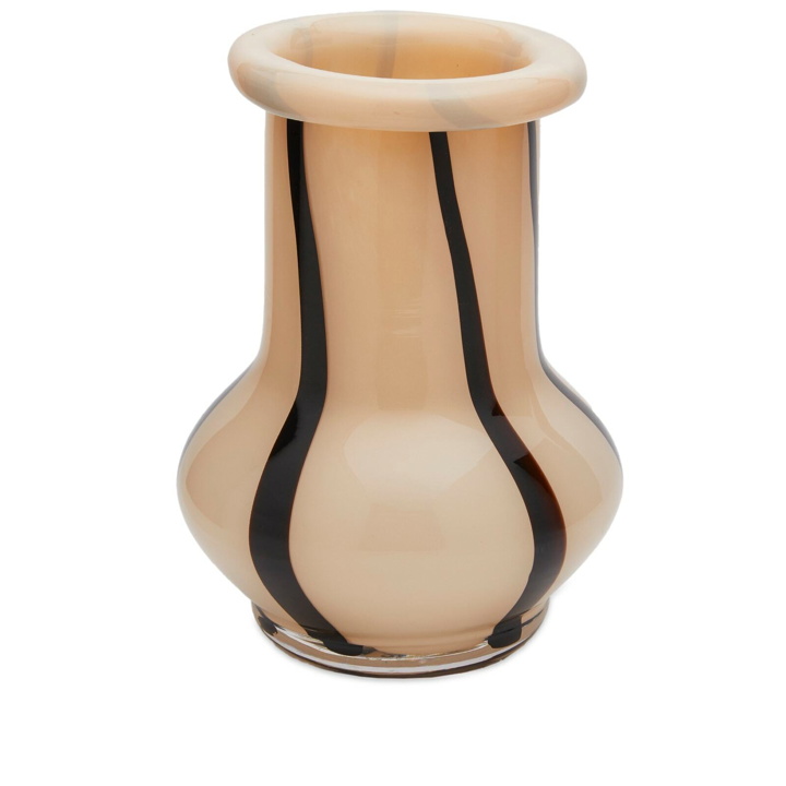 Photo: ferm LIVING Riban Vase - H24 in Cream 