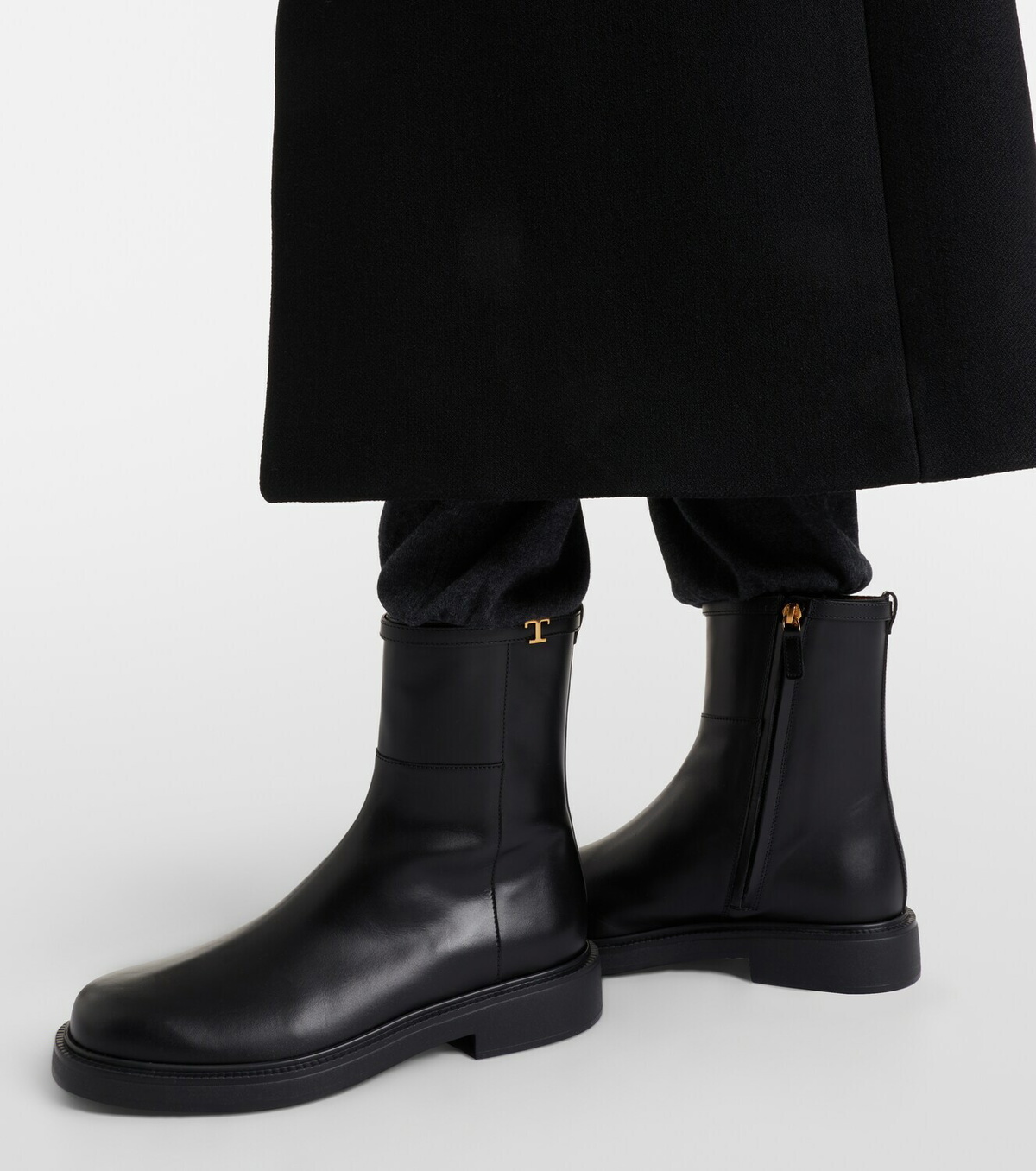 Tod's Leather ankle boots