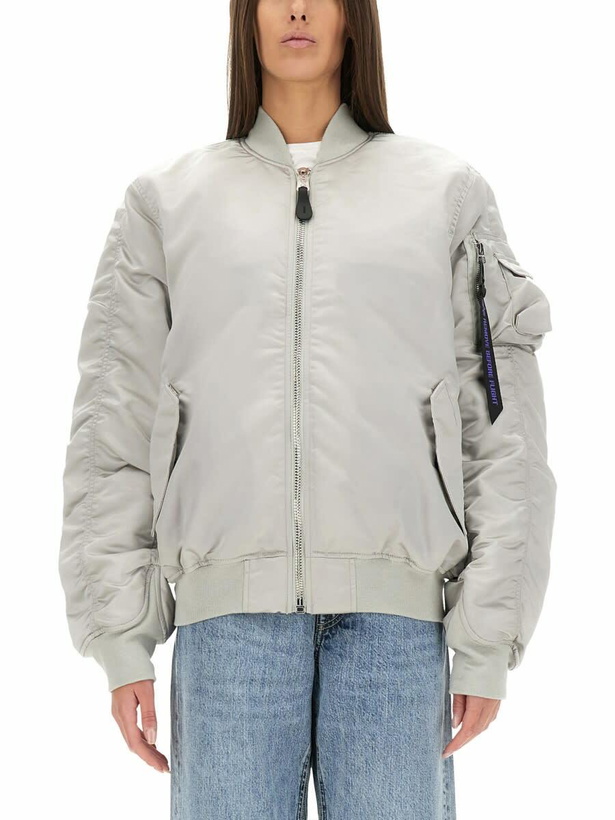 Photo: Alpha Industries Bomber ma-1