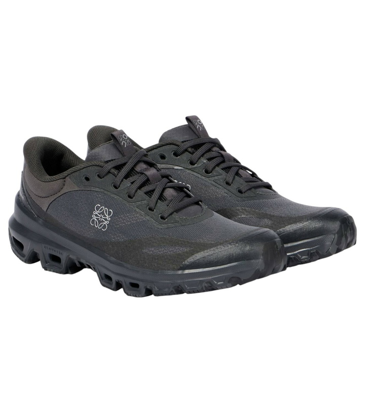 Photo: Loewe x On Cloudventure 2.0 running shoes