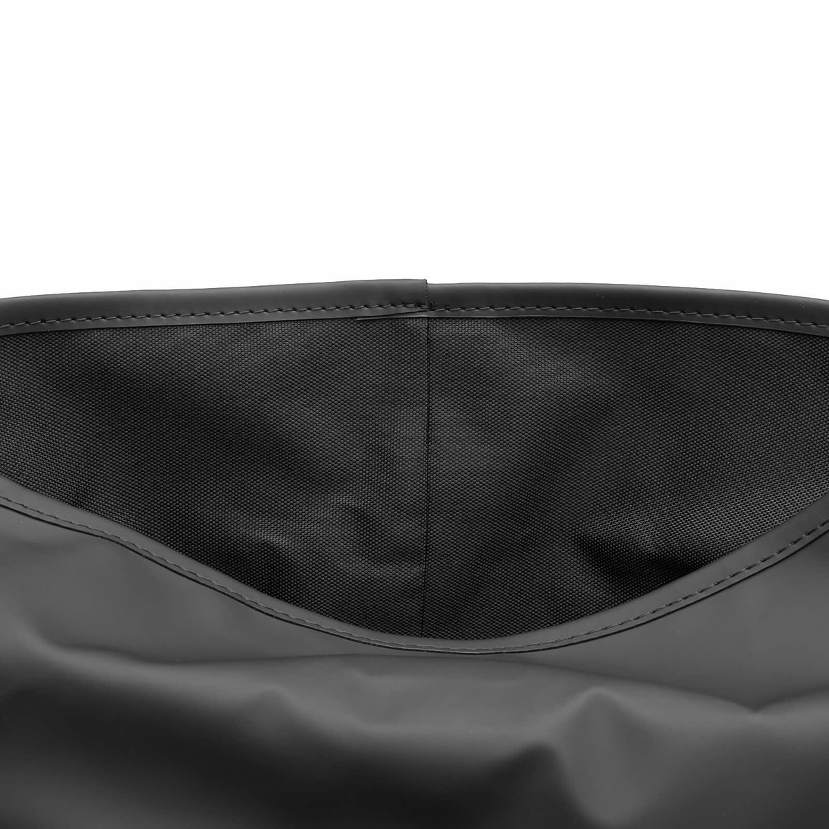 Rains Men's Trail Rolltop Tote Bag in Black 