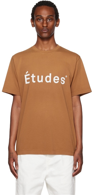 Photo: Études Tan Wonder 'Études' T-Shirt