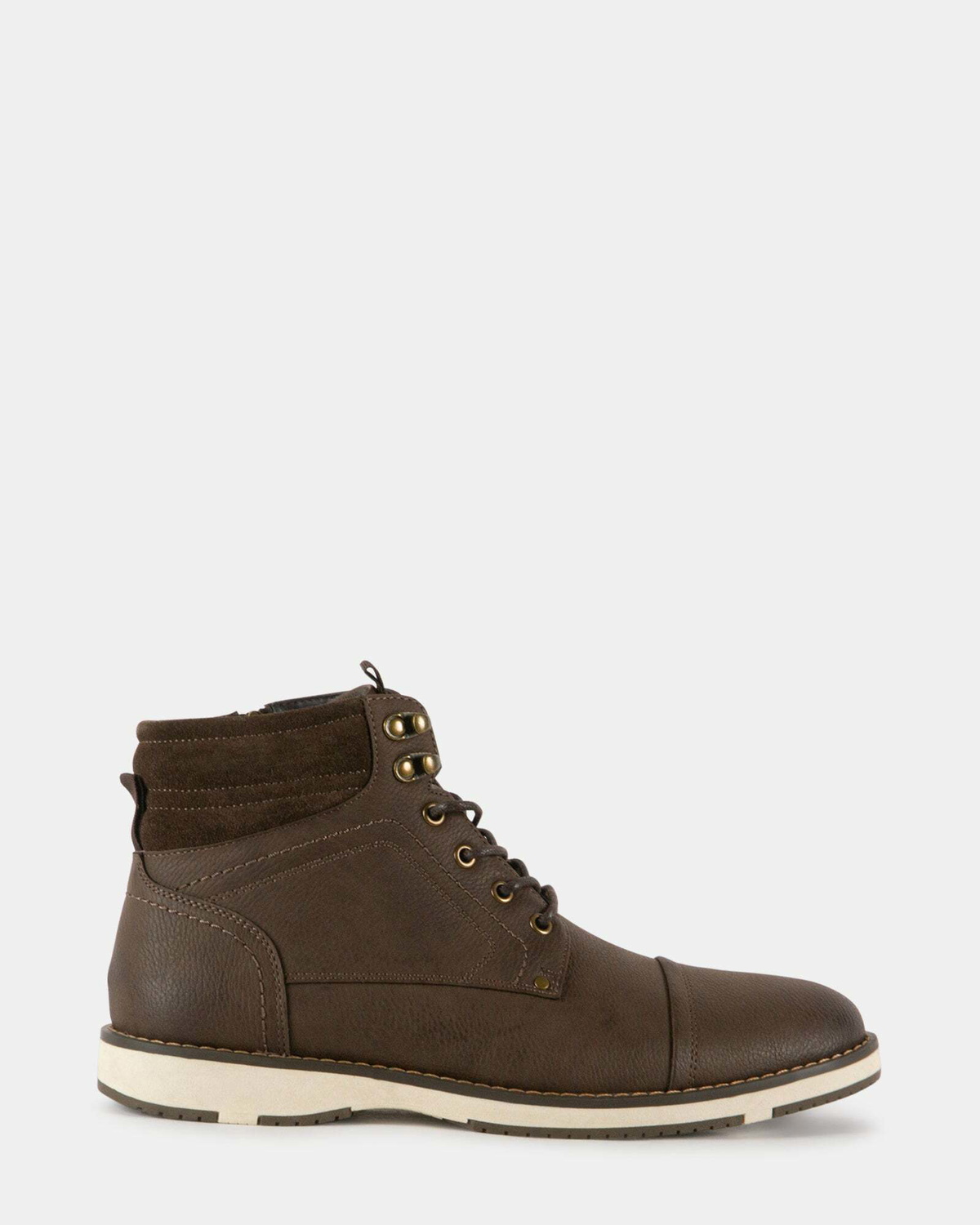 Steve Madden Magnum Boots in Brown