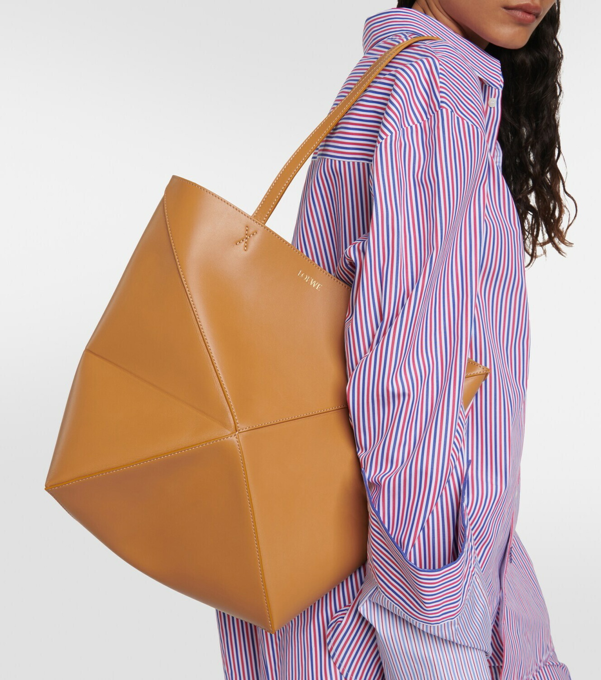 【関税込み】LOEWEロエベ Puzzle Fold Medium leather tote bag LOEWE Medium Puzzle Fold Leather Tote Bag | Saks Fifth Avenue