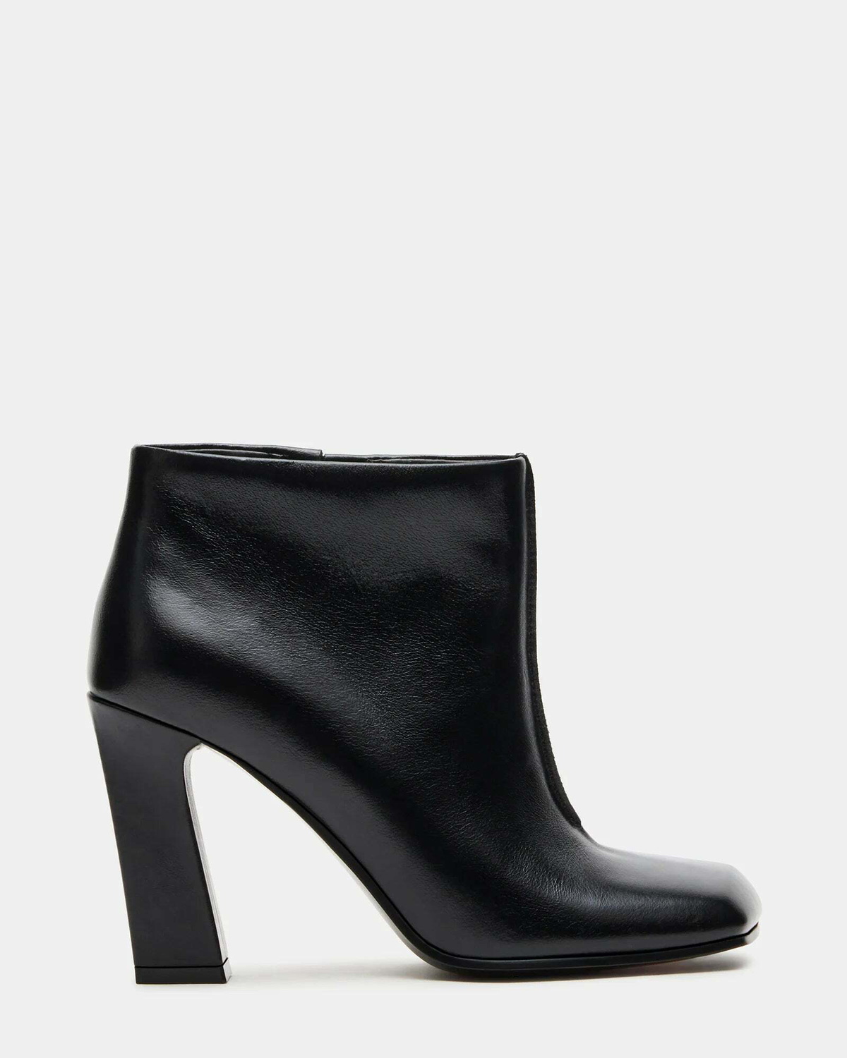 Steve Madden Erinn Booties in Black