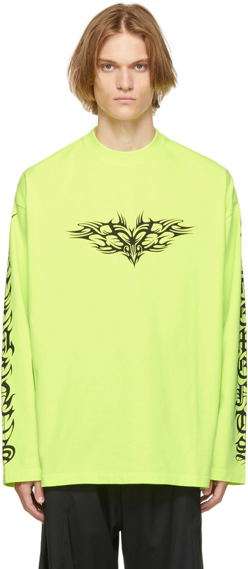 Photo: VETEMENTS Yellow Gothic Logo Long Sleeve T-Shirt