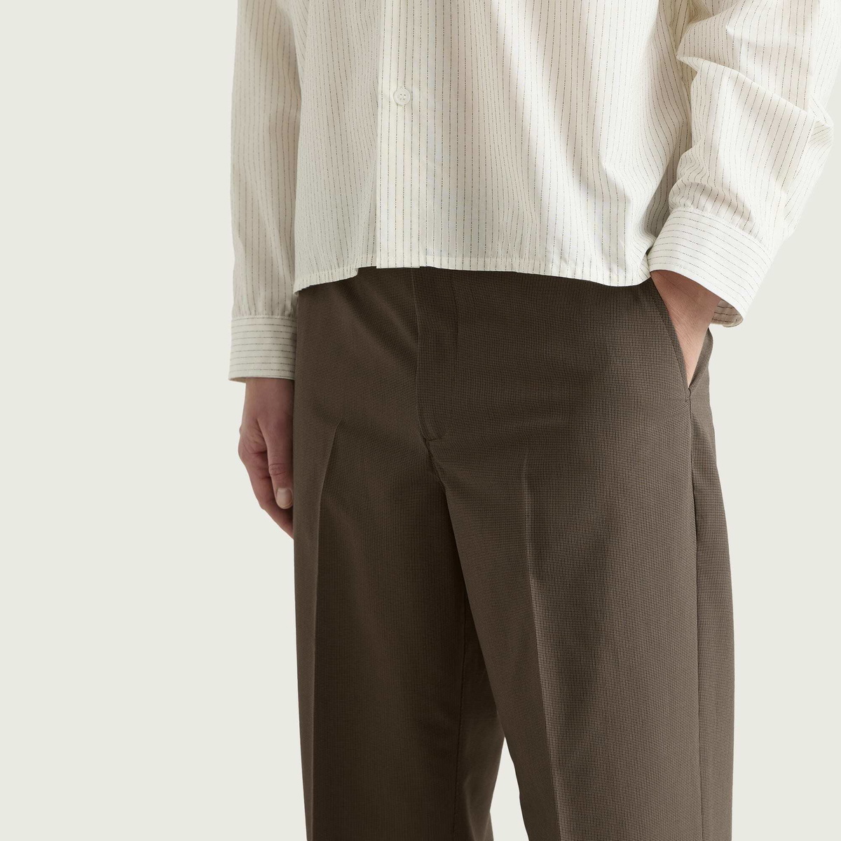 Les Deux Men's Mini Check Tailored Trousers in Dark Sand