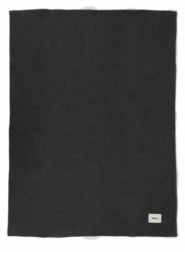 Photo: Logo Patch Blanket in Grey