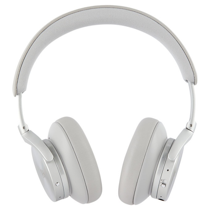 Photo: Bang and Olufsen Grey Beoplay H95 Headphones