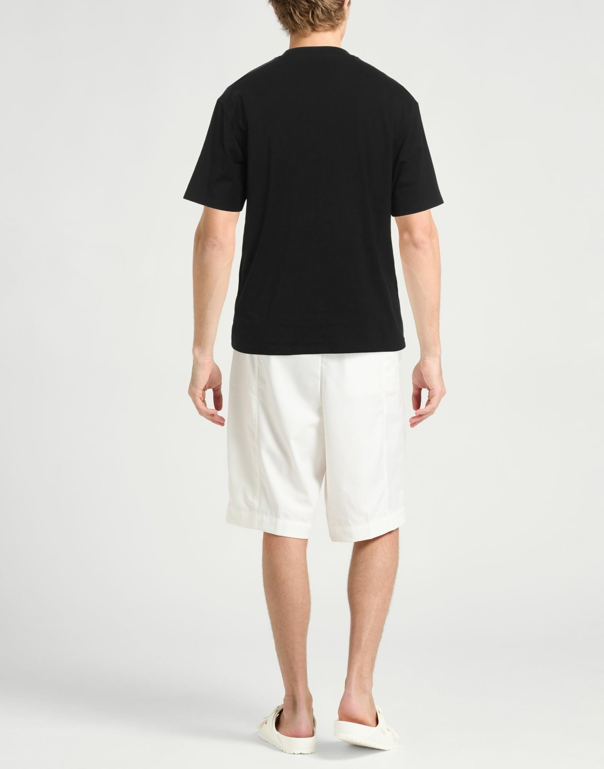 Guess Mens T-shirt in Black