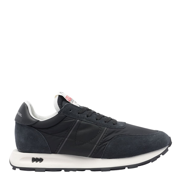 Photo: Philippe Model Tour Sneakers