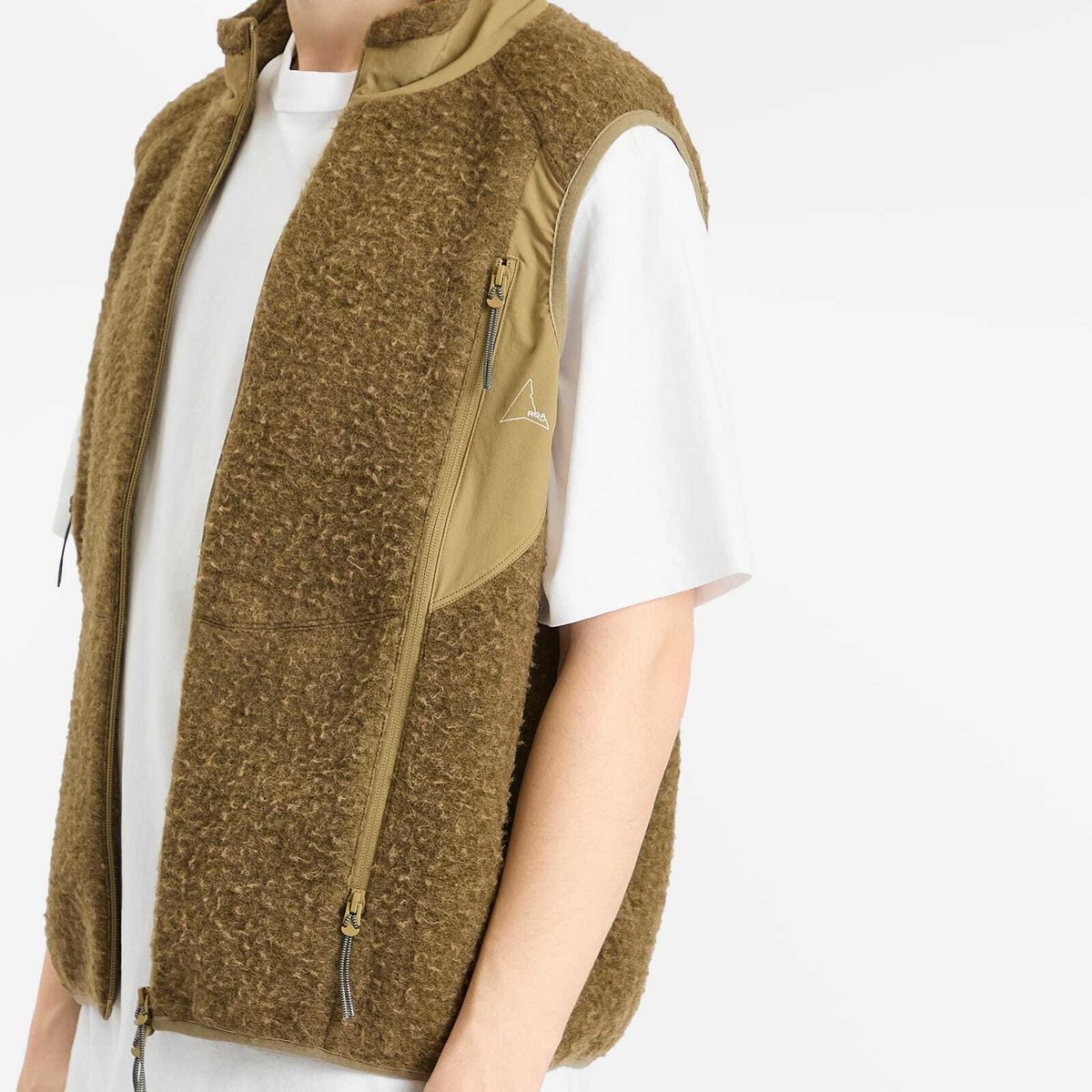 ROA Men's Polar Fleece Vest in Aloe