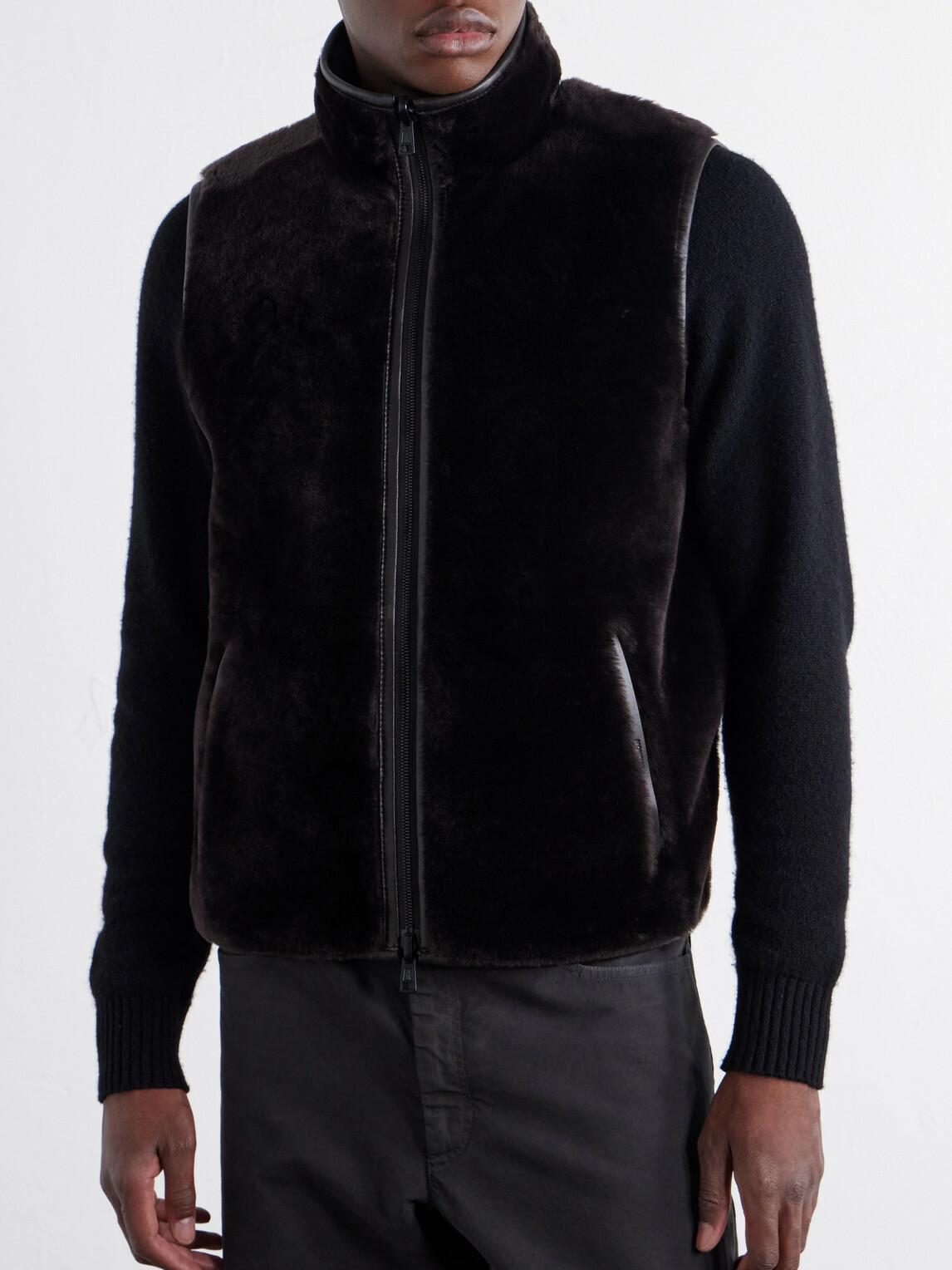 Moncler - Rysfen Logo-Appliquéd Leather-Trimmed Shearling and Quilted Shell Down Gilet - Brown