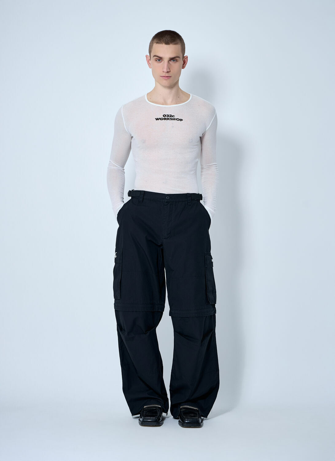 032C Knit Logo Print Top