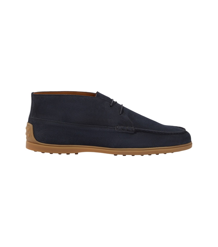 Photo: Tod's Gommino suede desert boots