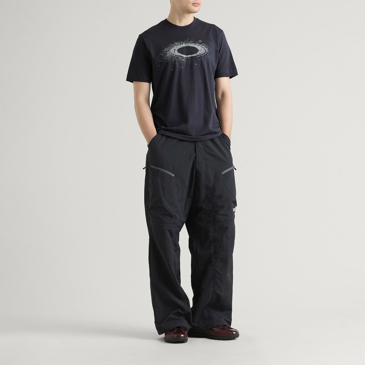 Oakley Men's Lunar Ellipse T-Shirt in Graphite