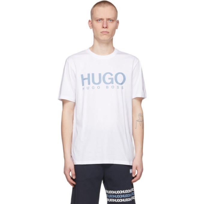 Photo: Hugo White Dolive212 T-Shirt