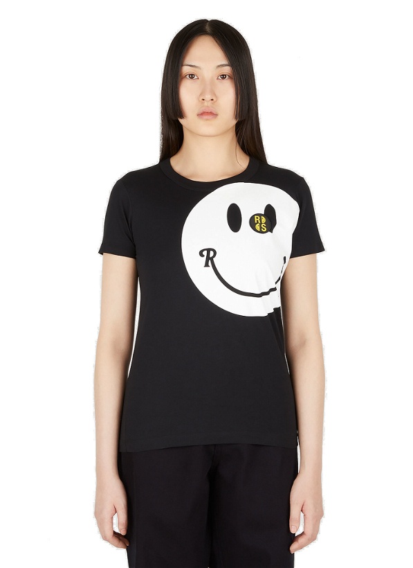 Photo: Smiley T-Shirt in Black