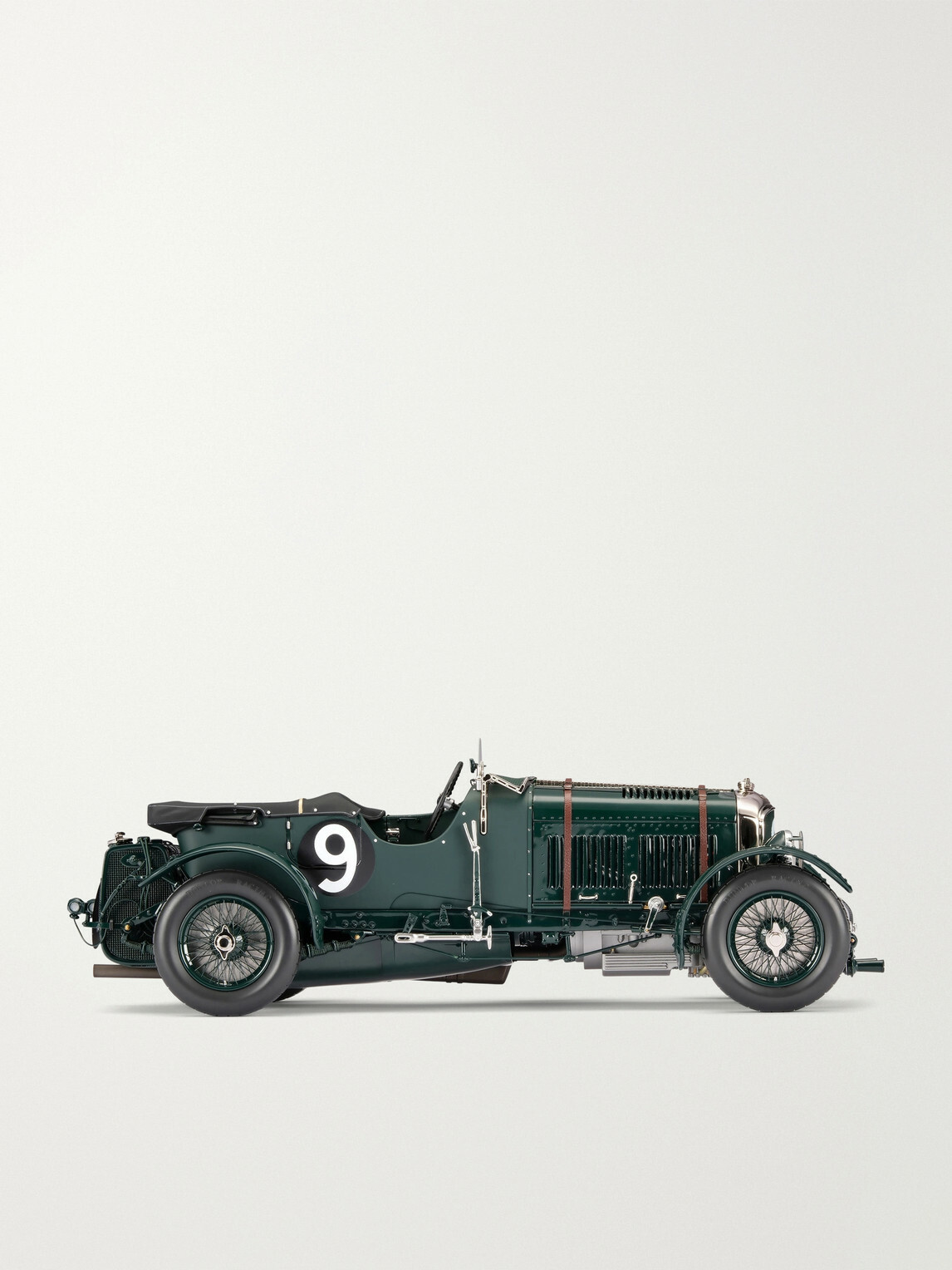 Amalgam Collection - 1929 Bentley Blower Le Mans Racer 1:18 Model Car - Green
