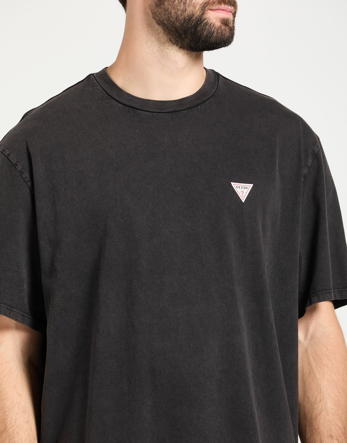 Guess Mens T-shirt Dark in Brown