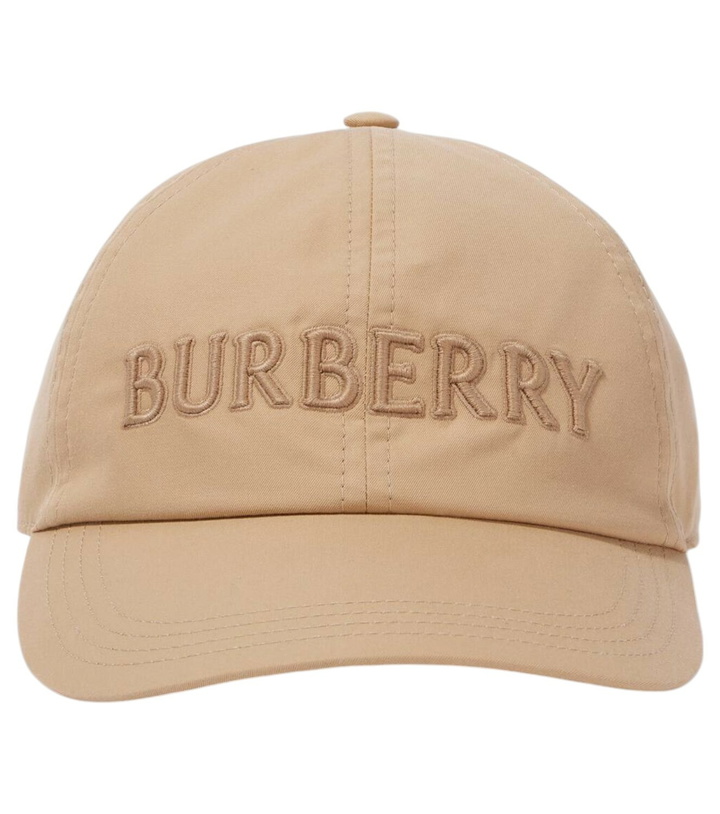 Photo: Burberry Logo embroidered gabardine baseball cap
