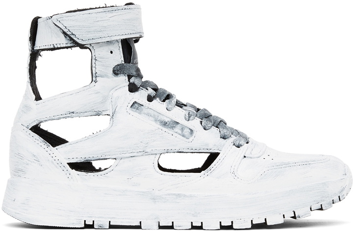 Photo: Maison Margiela White Reebok Edition Handpainted Tabi High-Top Sneakers