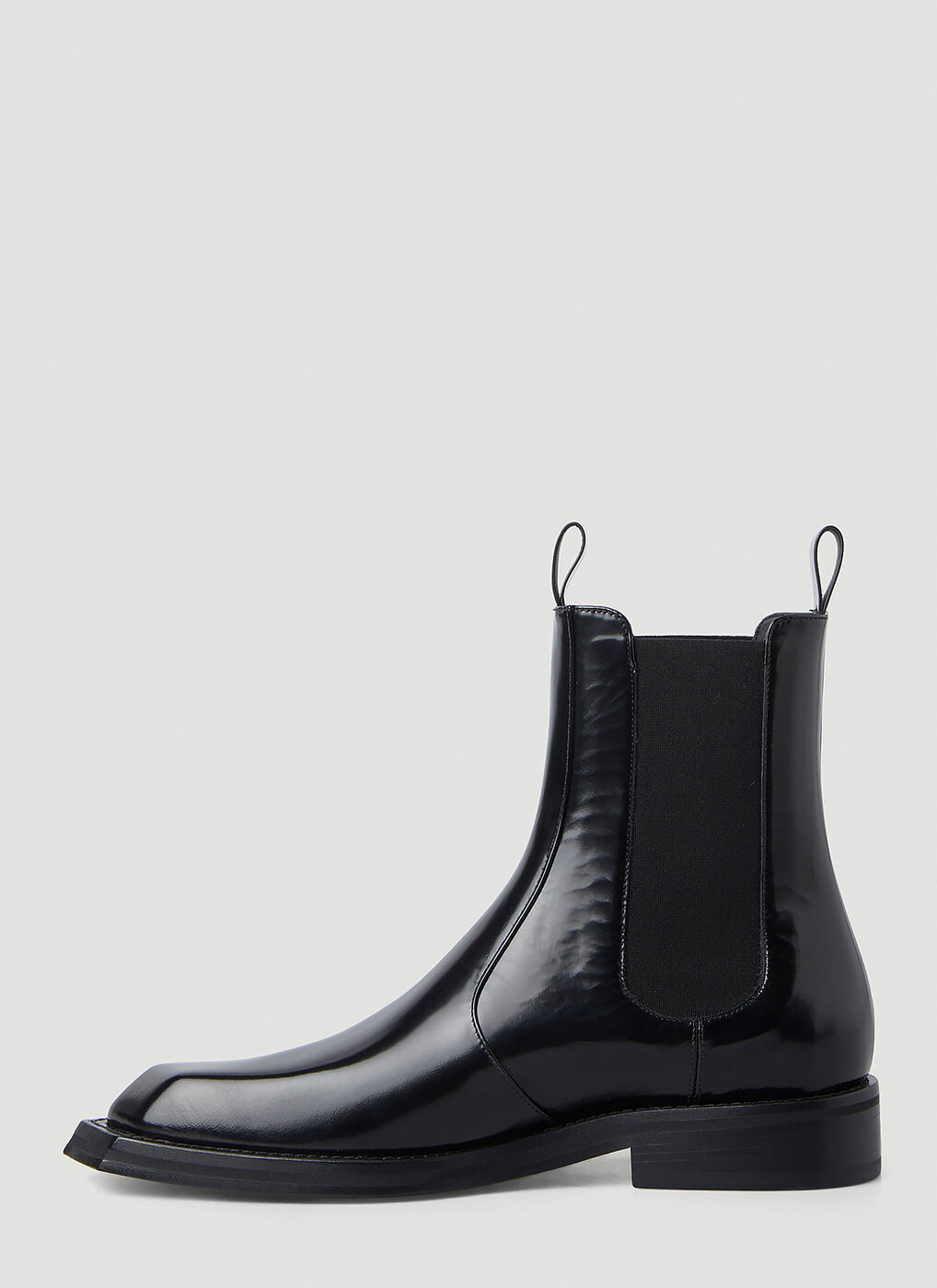 Chisel Toe Chelsea Boots in Black Martine Rose