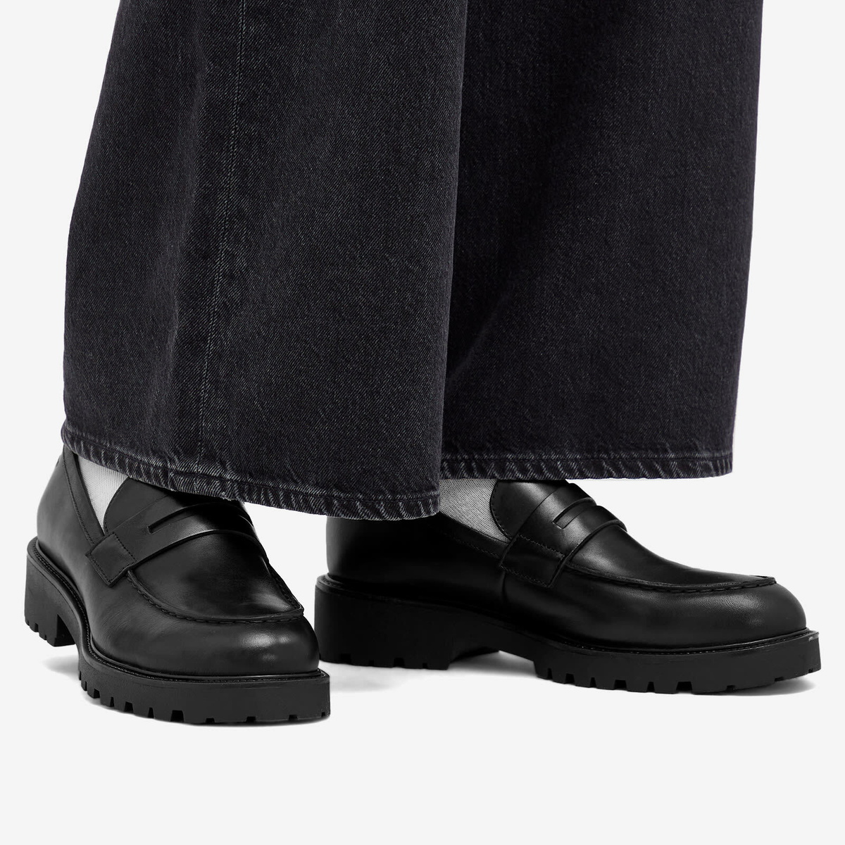 Vagabond Women's Kenova Chunky Loafer in Black