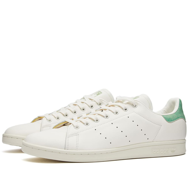 Photo: Adidas Stan Smith Sneakers in Core White/Court Green