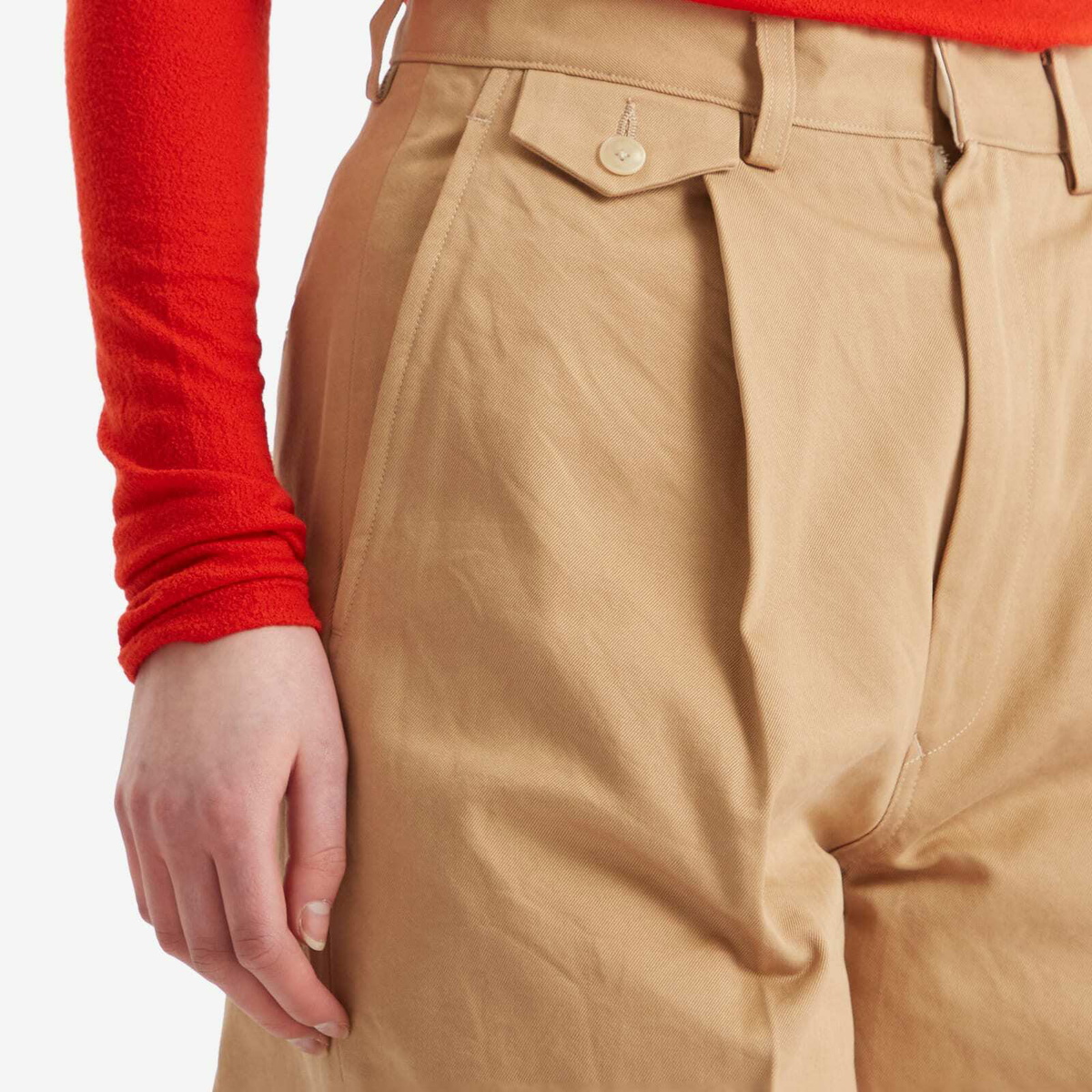 Auralee Women's Washed Finx Chino One-Tuck Pants in Camel