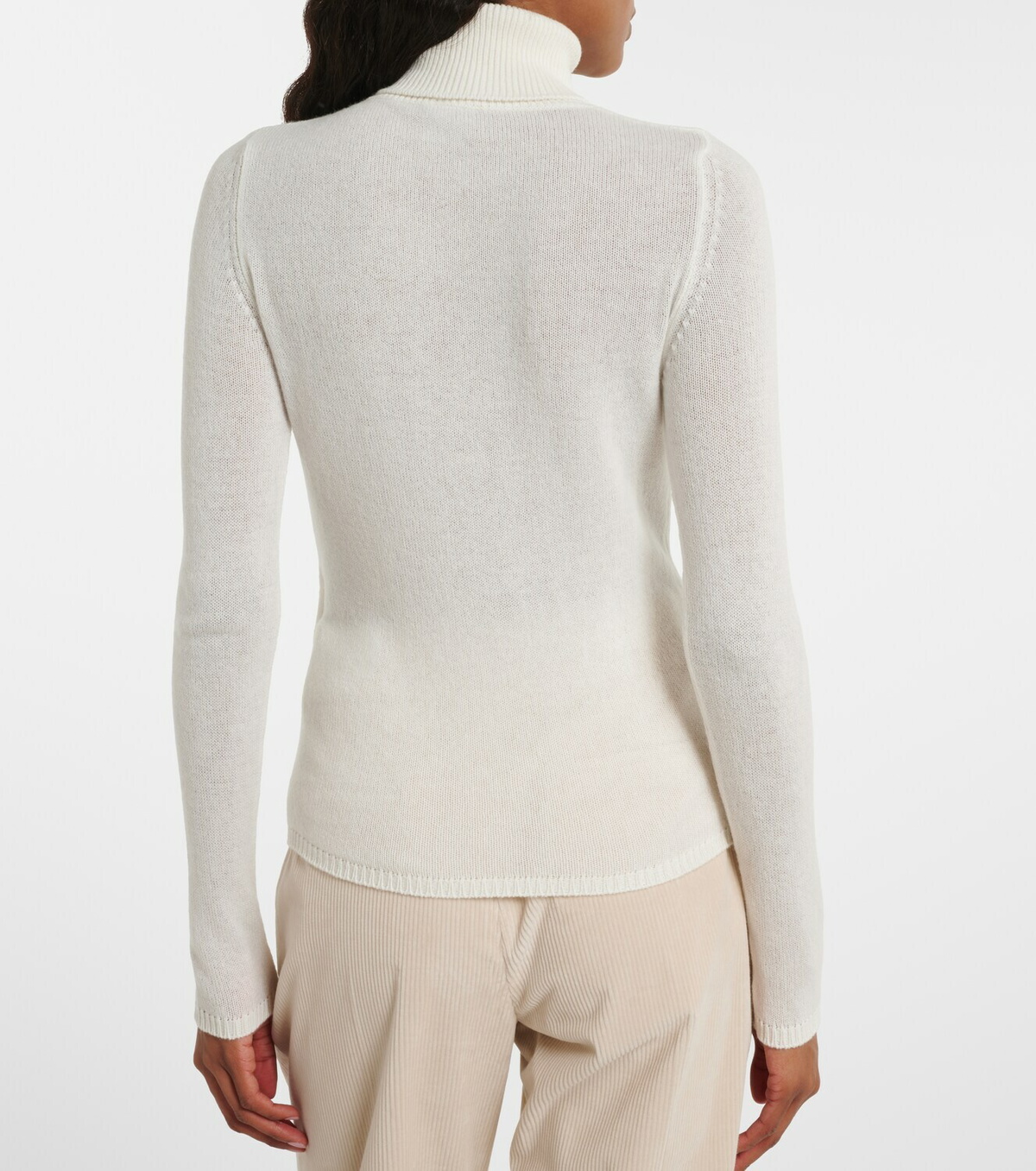 Eleventy Turtleneck cashmere sweater