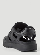 Décortiqué Tabi Classic Sneakers in Black