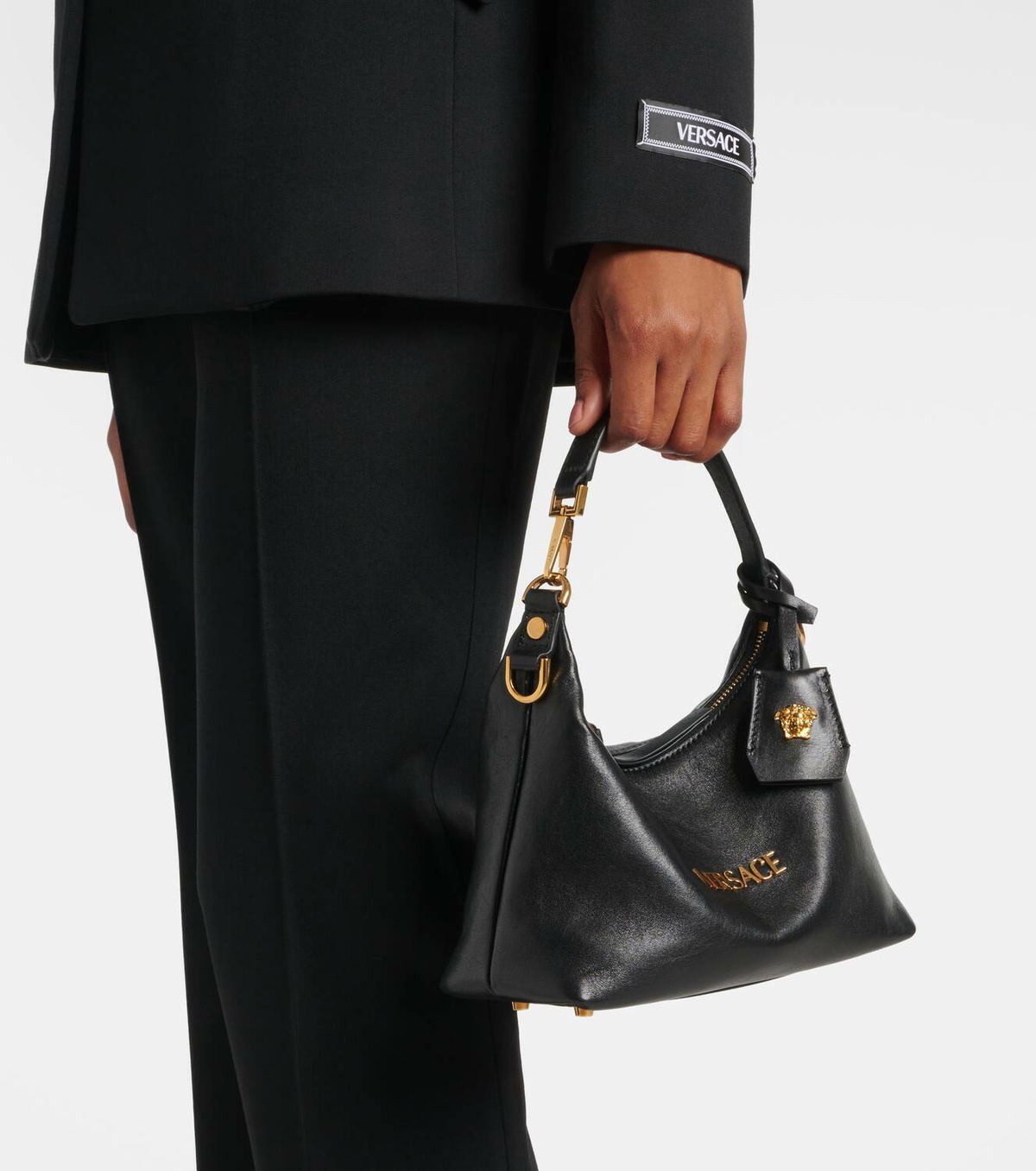 【Versace】Tag スモールレザートートバッグ Versace Tag Small leather tote bag Versace