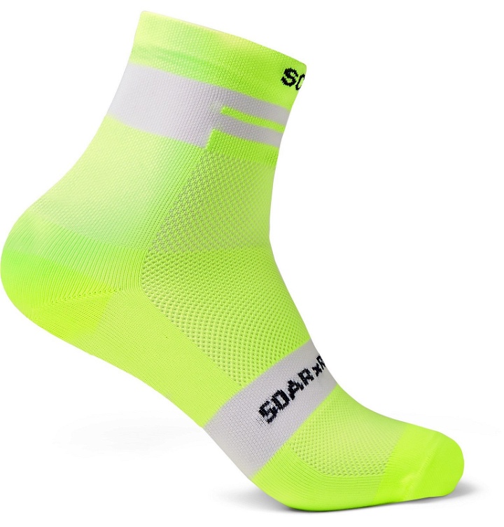Photo: Soar Running - Logo-Intarsia Neon Softair Socks - Yellow