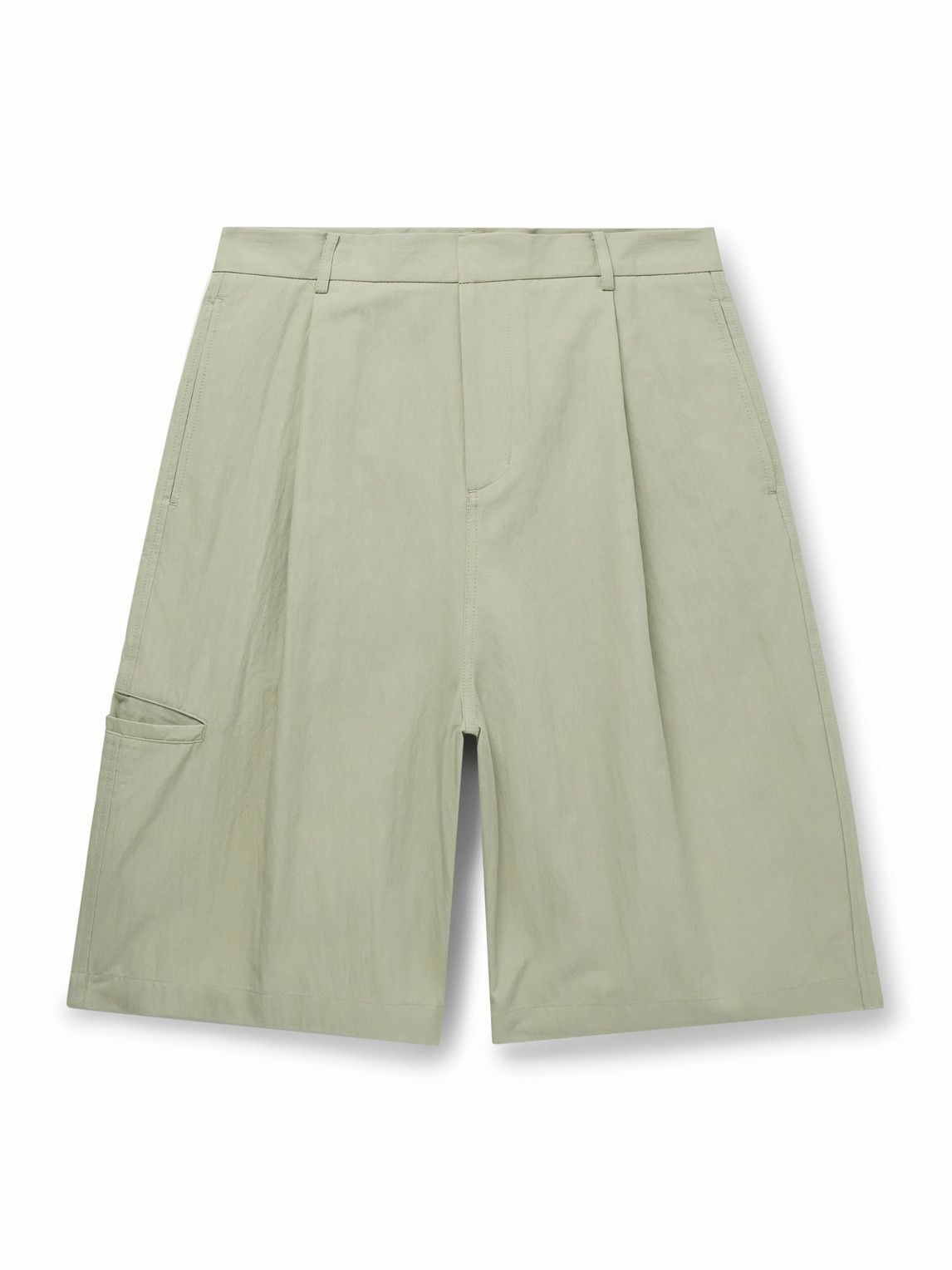 LE 17 SEPTEMBRE - Straight-Leg Pleated Nylon and Cotton-Blend Twill Bermuda Shorts - Green