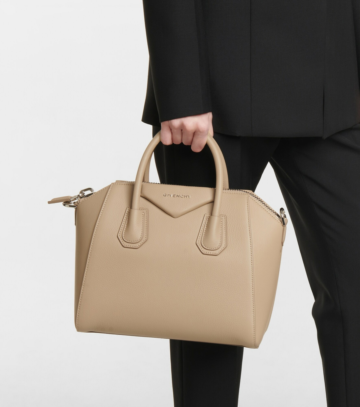 Givenchy Antigona Small leather tote Givenchy