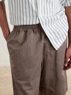 A Kind Of Guise - Saleh Straight-Leg Cotton and Linen-Blend Drawstring Shorts - Brown
