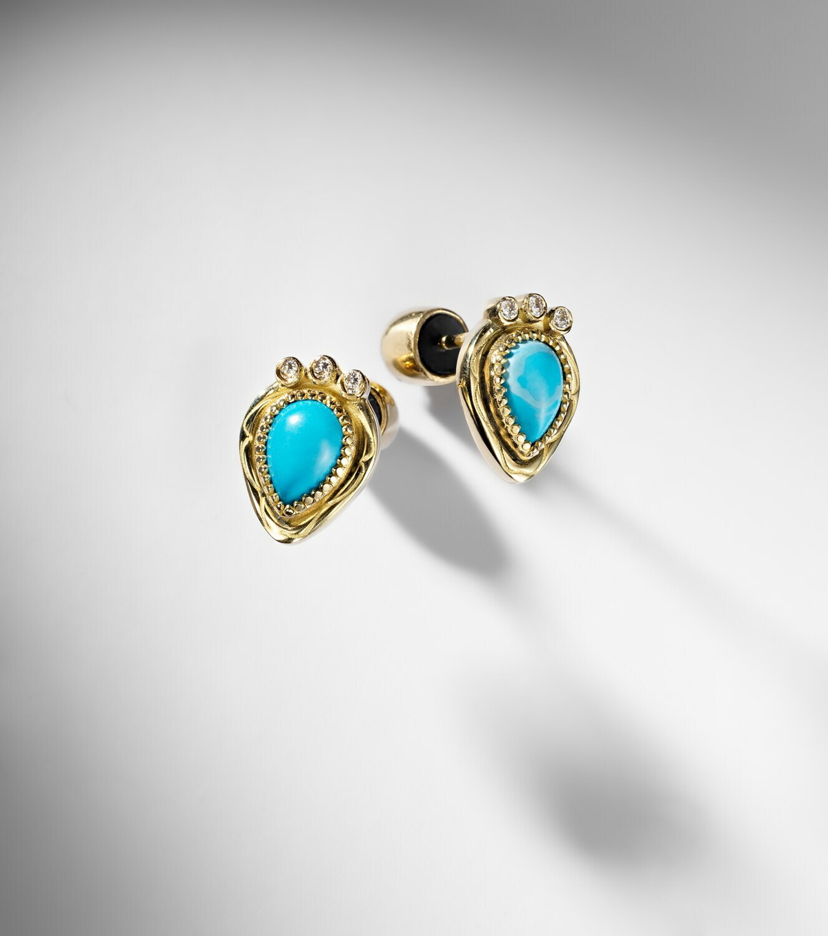 Ileana Makri Tiara 18kt gold drop earrings with diamonds and turquoise