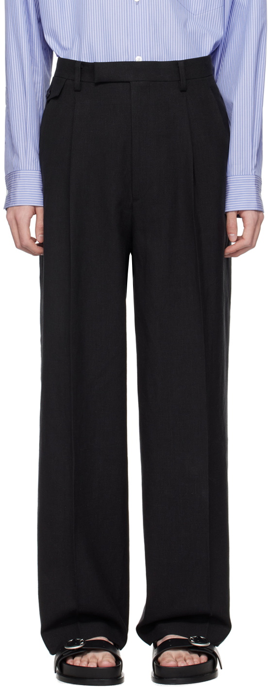 YLÈVE Black Pleated Trousers