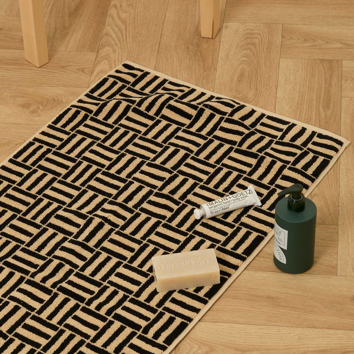 Baina Saroma Bath Mat in Sand/Noir 